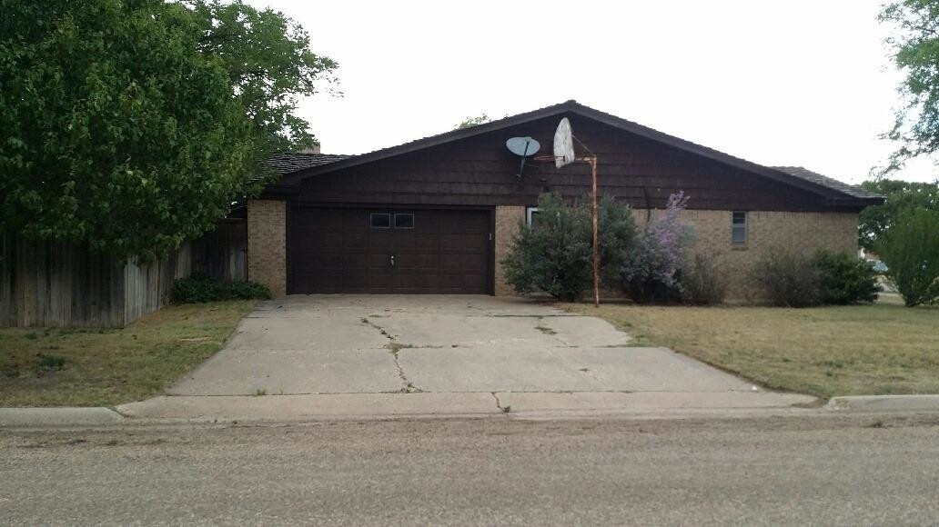 1501 Avenue North Ralls, TX 79357 - Photo 2 of 10 Photo 2