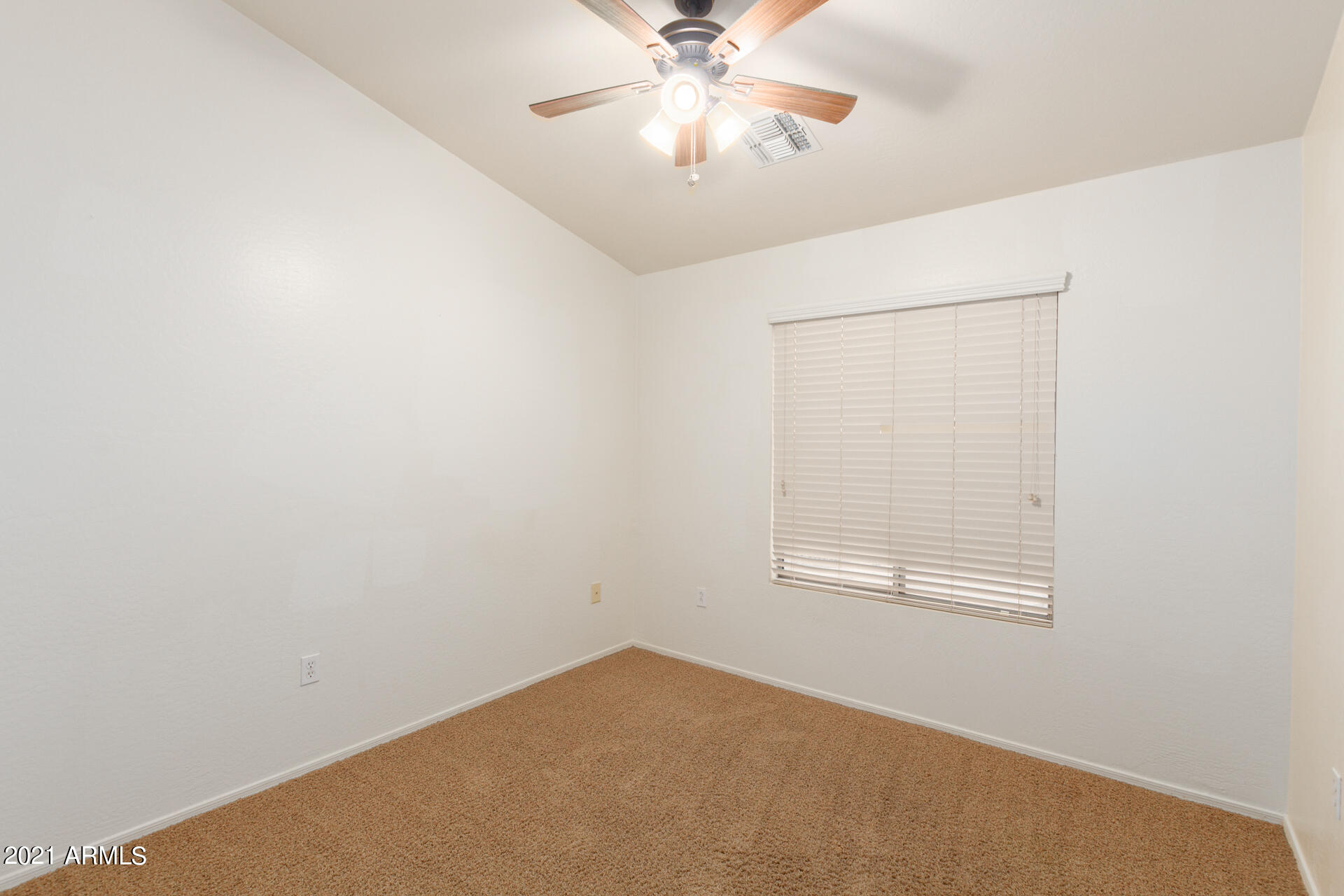 2150 East Bell Road, Unit 1153 Phoenix, AZ 85022 - Photo 19 of 29 19-Bell