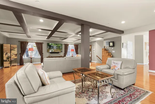 $1,100,000 | 202 Bonhill Drive, Fort Washington, MD 20744