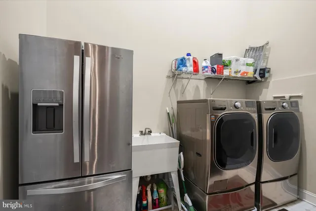 $1,100,000 | 202 Bonhill Drive, Fort Washington, MD 20744