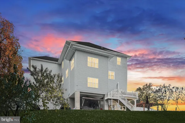 $1,100,000 | 202 Bonhill Drive, Fort Washington, MD 20744