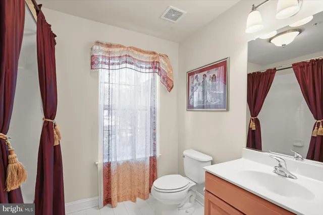 $1,100,000 | 202 Bonhill Drive, Fort Washington, MD 20744