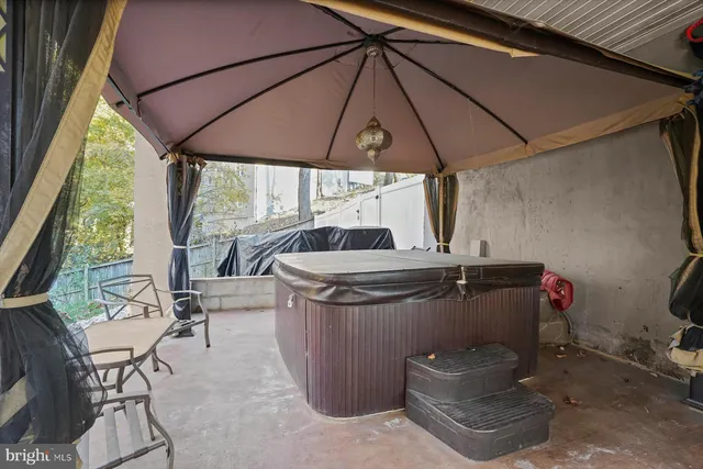 $1,100,000 | 202 Bonhill Drive, Fort Washington, MD 20744