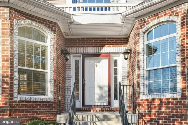 $1,100,000 | 202 Bonhill Drive, Fort Washington, MD 20744