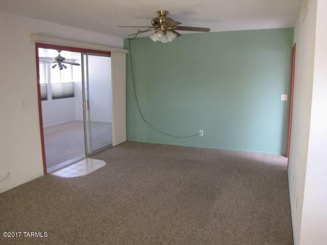 285 South Kolb Road, Unit 3 Tucson, AZ 85710 - Photo 5 of 25 Gallery Image 5