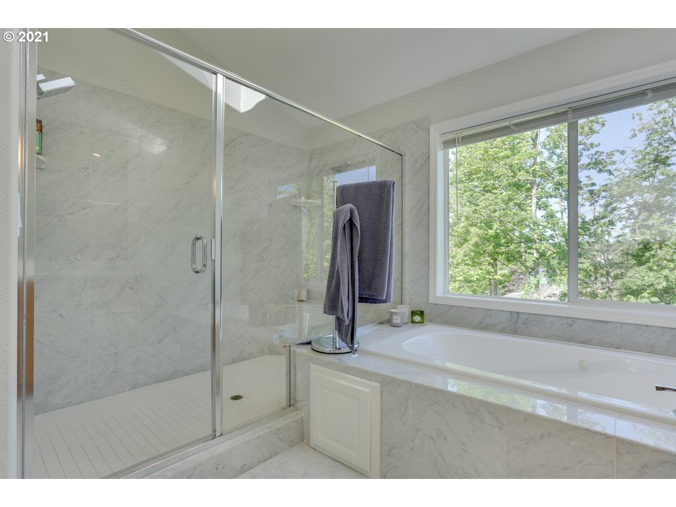 1603 Northwest Mayfield Road Portland, OR 97229 - Photo 18 of 32 Gallery Image 18