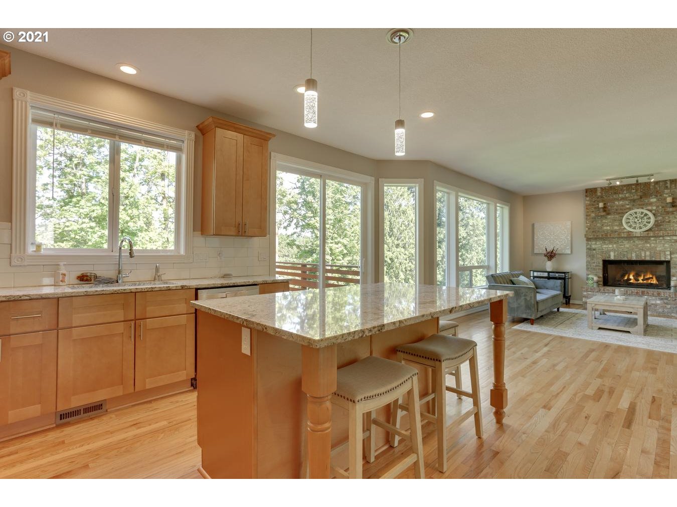 1603 Northwest Mayfield Road Portland, OR 97229 - Photo 7 of 32 Gallery Image 7