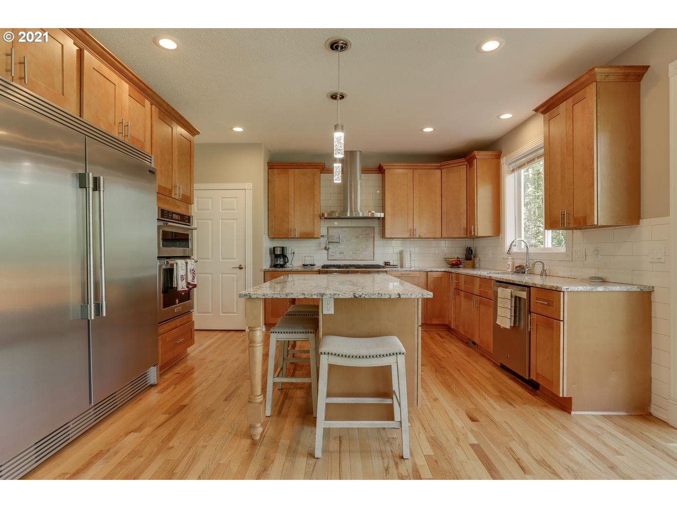 1603 Northwest Mayfield Road Portland, OR 97229 - Photo 9 of 32 Gallery Image 9
