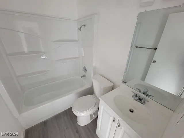 $1,050 | 2771 South Mountain Vista Street, Unit B, Las Vegas, NV 89121