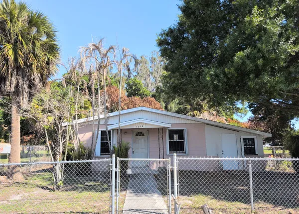 $129,900 | 1606 Ave H, Fort Pierce, FL 34950