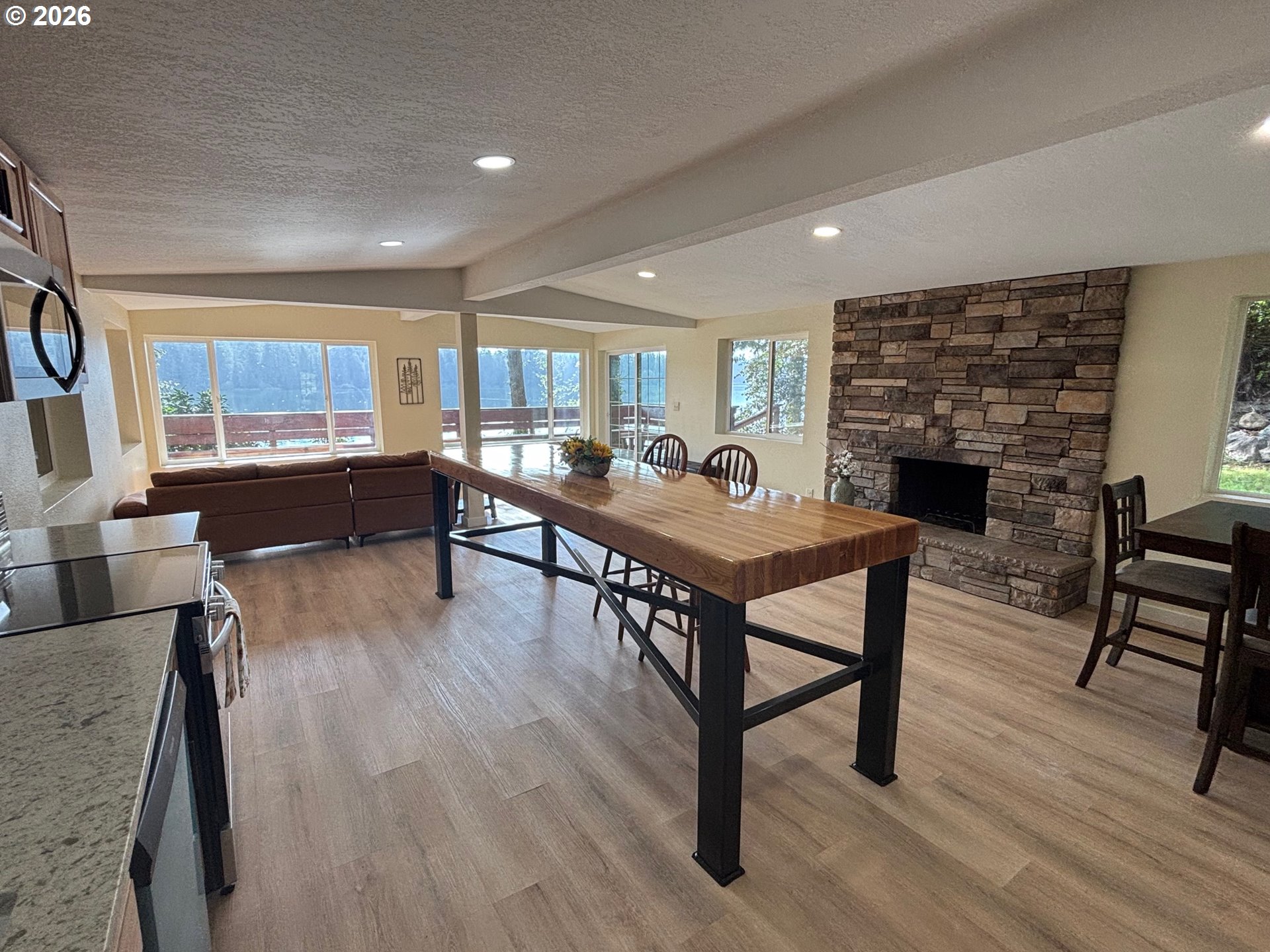 5360 Buckskin Bob Road Florence, OR 97439 - Photo 13 of 38