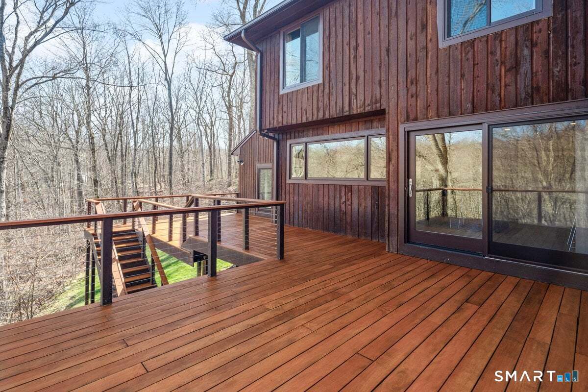 9 Patchen Lane Weston, CT 06883 - Photo 32 of 40