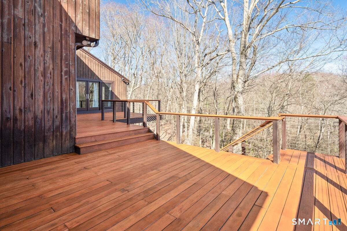 9 Patchen Lane Weston, CT 06883 - Photo 33 of 40
