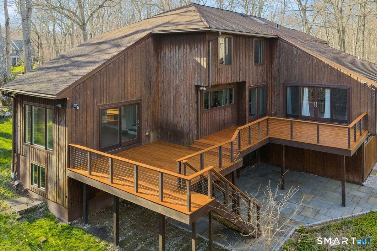 9 Patchen Lane Weston, CT 06883 - Photo 34 of 40