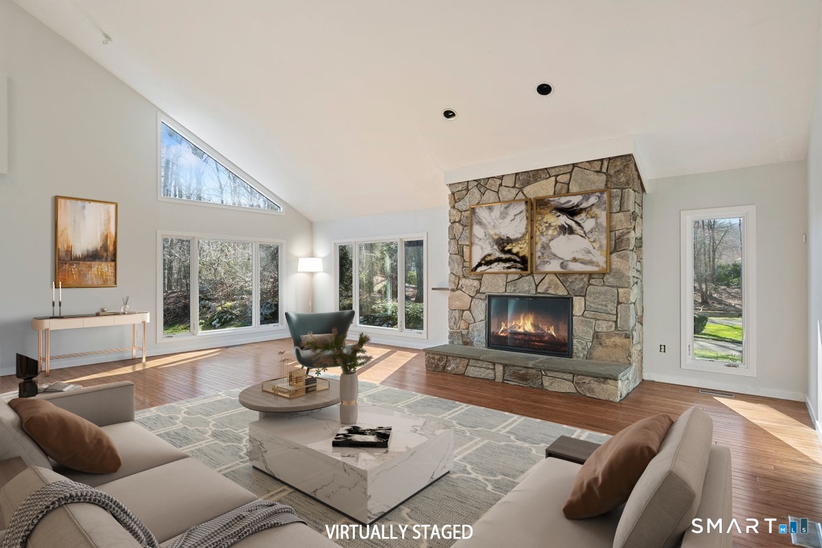 9 Patchen Lane Weston, CT 06883 - Photo 5 of 40