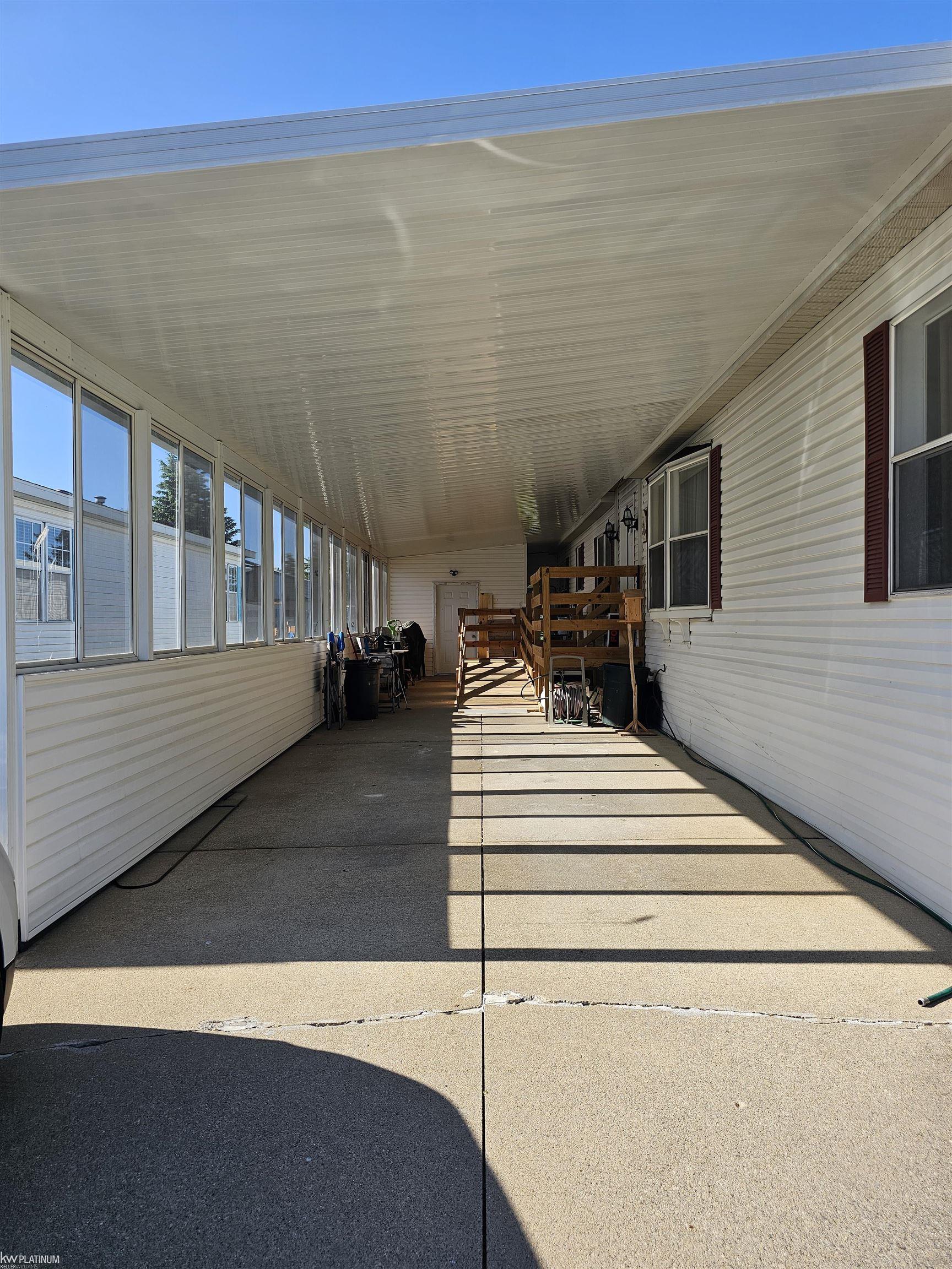 11200 Hartford Road Washington, MI 48094 - Photo 3 of 68 Gallery Image 3