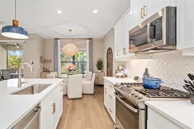 $580,000 | 200 Corsano Drive, Nokomis, FL 34275