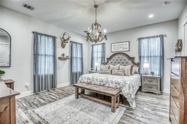 $1,400,000 | 264 Farm To Market 833, Streetman, TX 75859