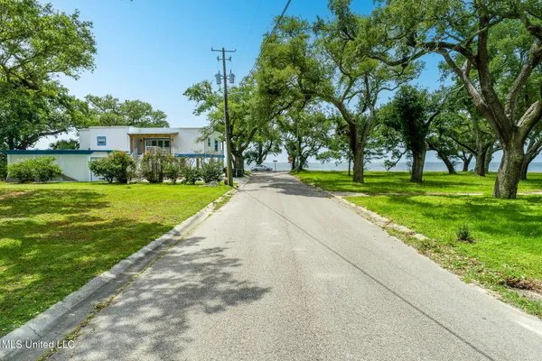 $165,000 | 103 East Azalea Drive, Long Beach, MS 39560