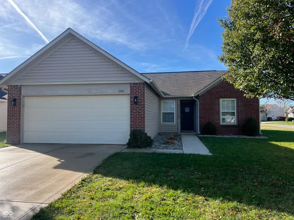 $1,650 | 1195 Count Turf Court, New Whiteland, IN 46184