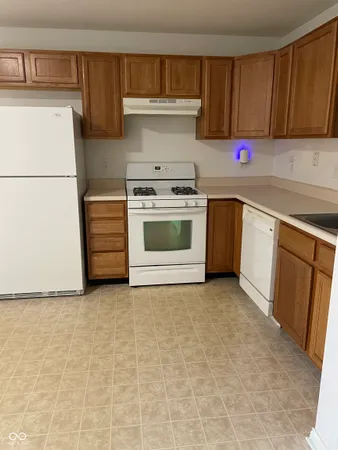 $1,650 | 1195 Count Turf Court, New Whiteland, IN 46184