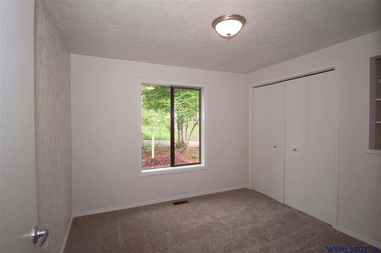 30077 Ingram Road Lebanon, OR 97355 - Photo 26 of 40 Gallery Image 26