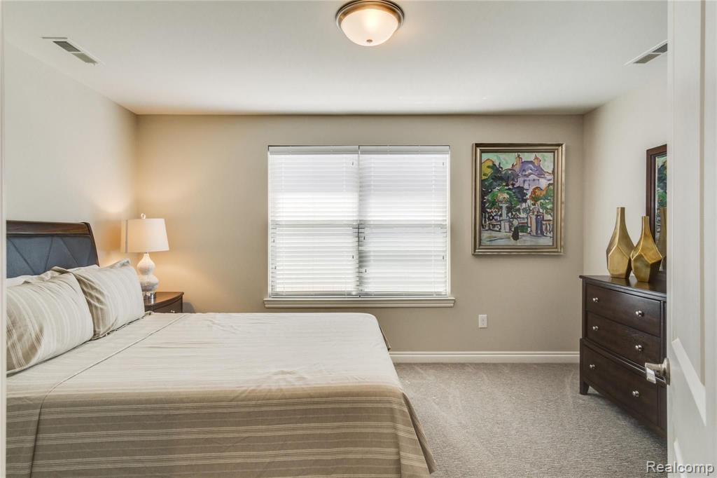 3191 Blossom Ridge Boulevard Rochester, MI 48306 - Photo 19 of 39