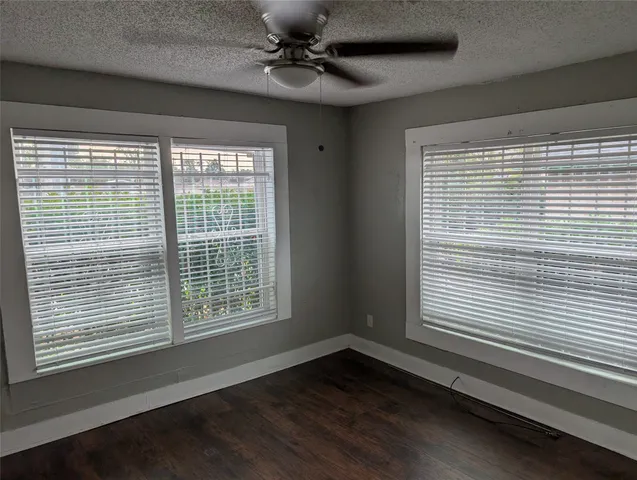 $1,350 | 3203 Eastex Freeway, Houston, TX 77026