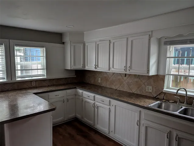 $1,350 | 3203 Eastex Freeway, Houston, TX 77026