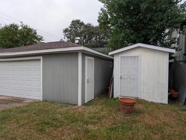 $1,350 | 3203 Eastex Freeway, Houston, TX 77026