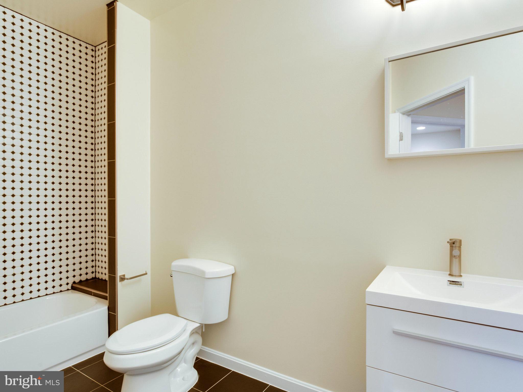 1444 Morris Road Southeast Washington, DC 20020 - Photo 14 of 20 Bath