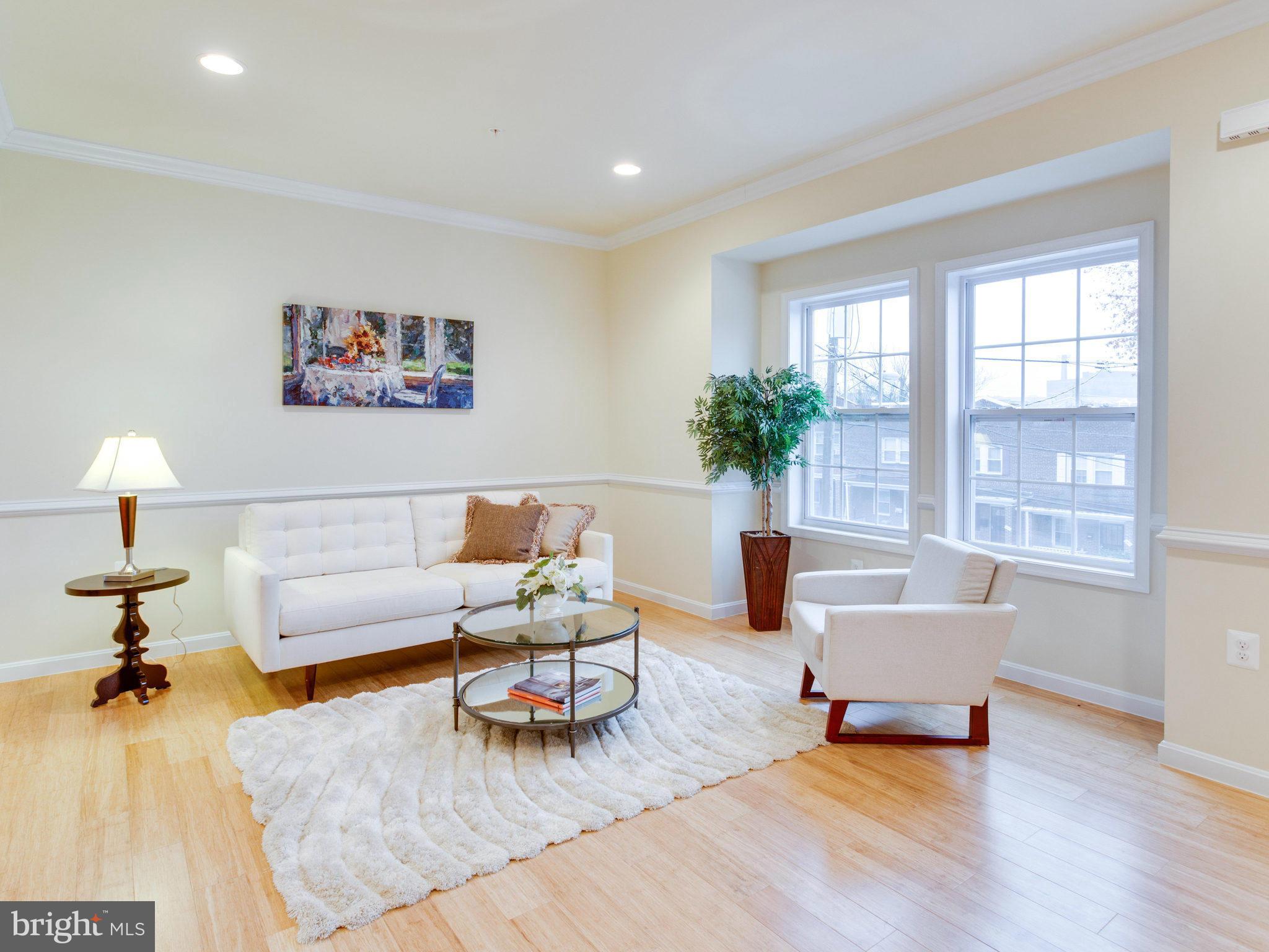 1444 Morris Road Southeast Washington, DC 20020 - Photo 3 of 20 Living Room