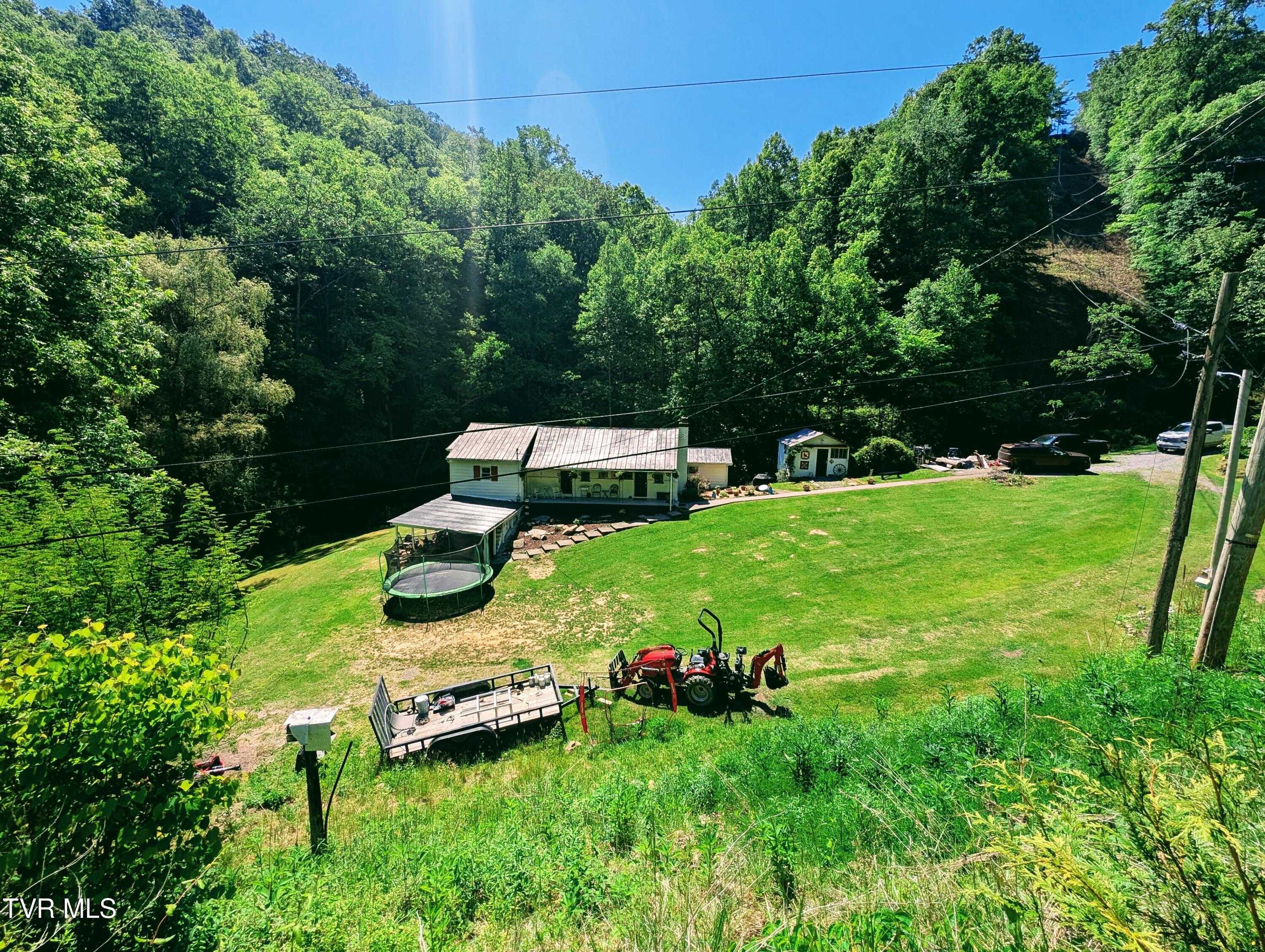 3058 Aily Road Dante, VA 24237 - Photo 16 of 54 1000022416