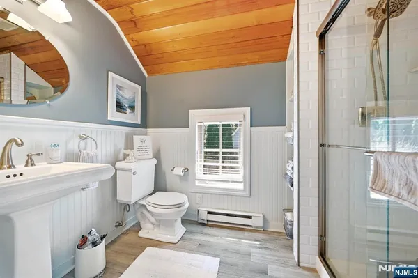 $1,499,000 | 173 Point Breeze Drive, West Milford, NJ 07421