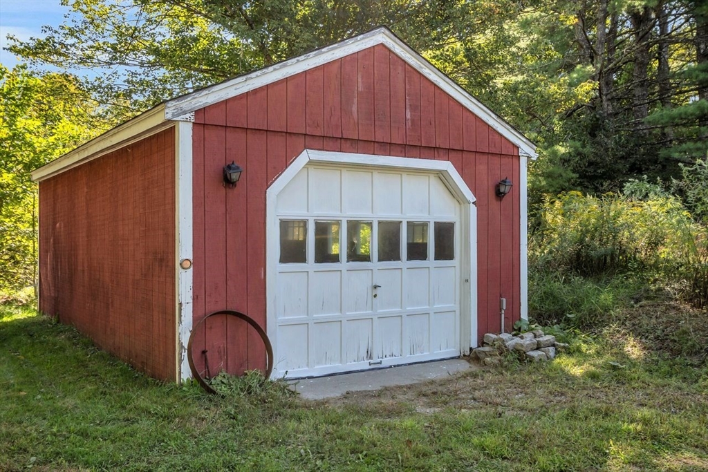 2 Jewell Hill Road Ashburnham, MA 01430 - Photo 5 of 38 Gallery Image 5