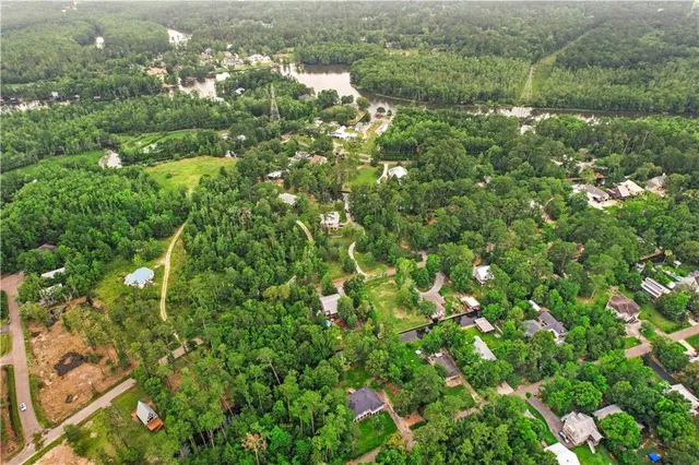 $2,600 | 18200 Derbes Drive, Covington, LA 70433