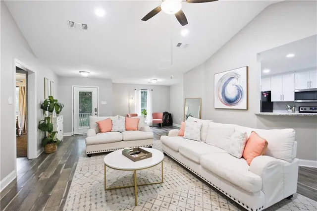 $2,600 | 18200 Derbes Drive, Covington, LA 70433