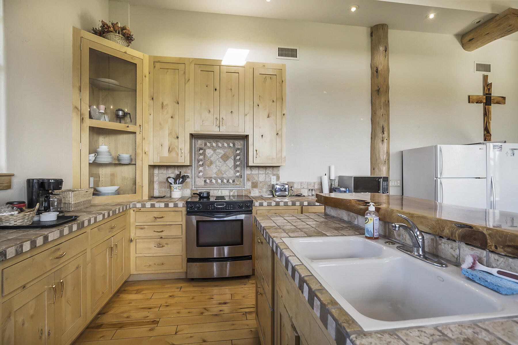 14427 Southwest Alfalfa Road, Unit 10 Powell Butte, OR 97753 - Photo 74 of 78 JH5_9476