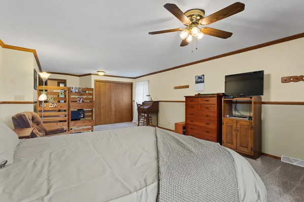 $299,900 | 416 South Joseph Street, Appleton, WI 54915