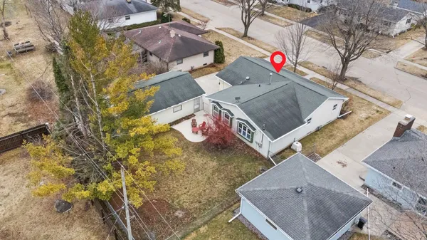 $299,900 | 416 South Joseph Street, Appleton, WI 54915