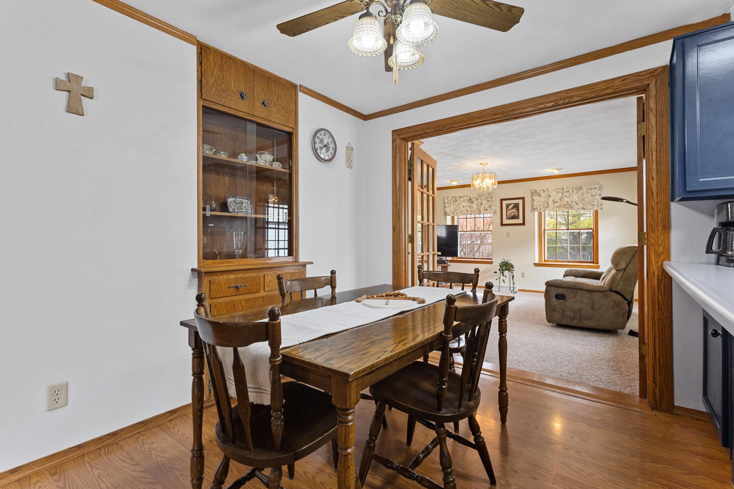 416 South Joseph Street Appleton, WI 54915 - Photo 4 of 29