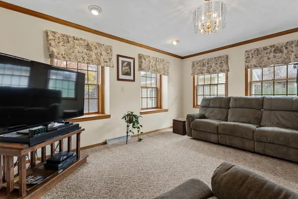 $299,900 | 416 South Joseph Street, Appleton, WI 54915