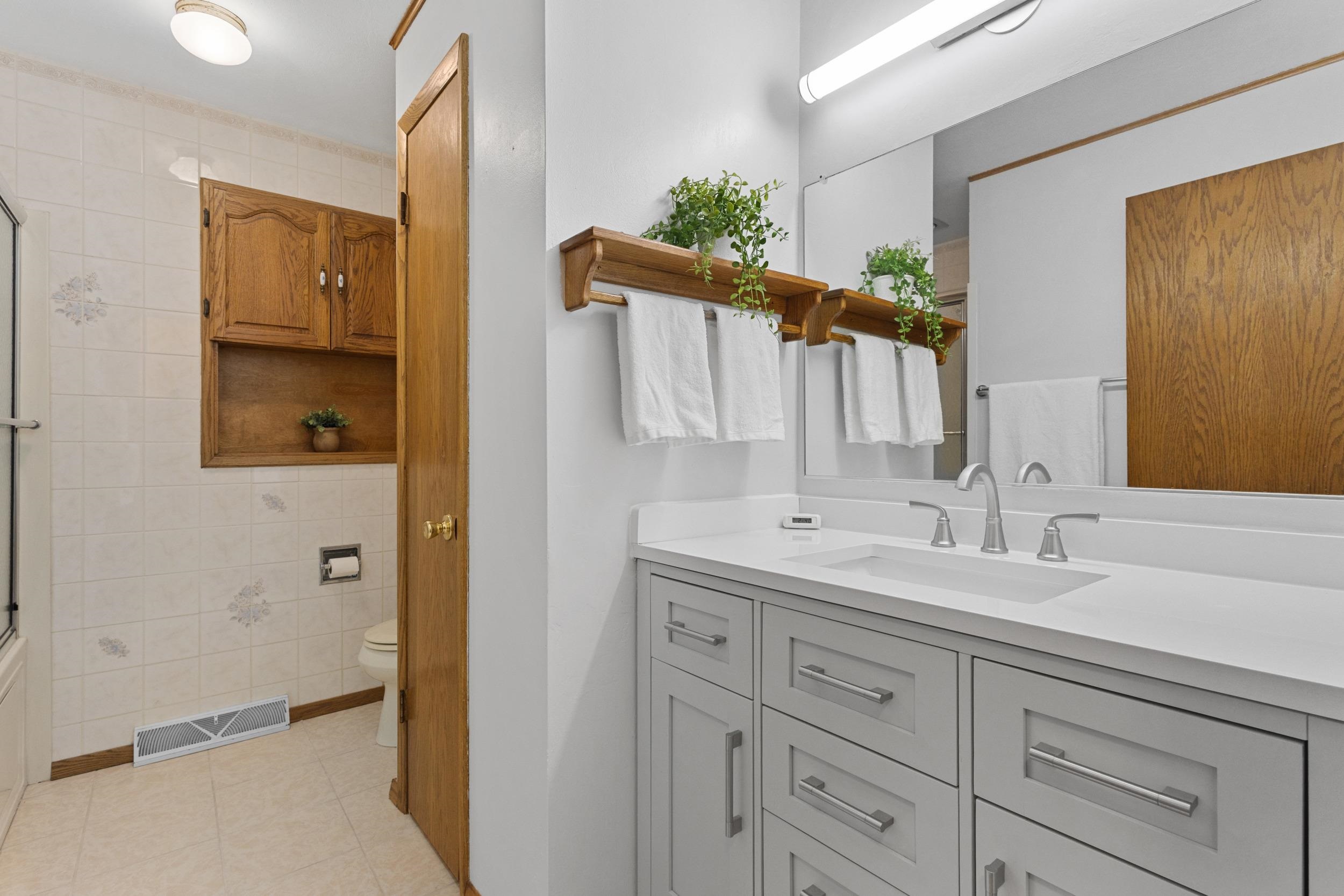 416 South Joseph Street Appleton, WI 54915 - Photo 10 of 29