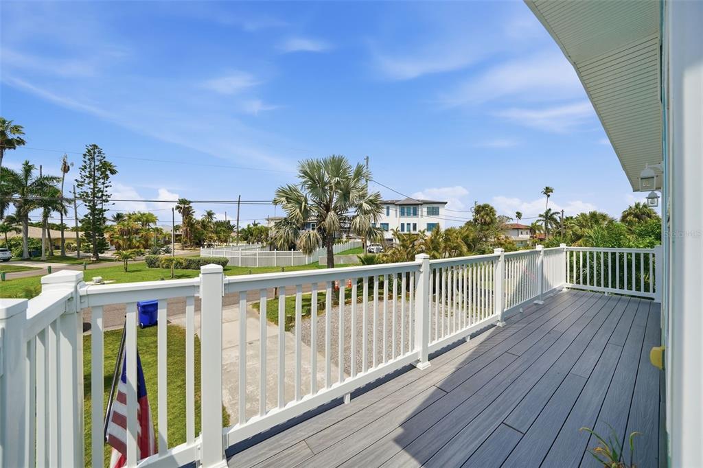 15823 Redington Drive Redington Beach, FL 33708 - Photo 19 of 39 a view of city from a balcony
