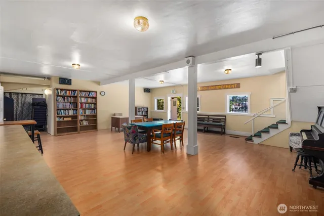 $1,444,000 | 2116 West Dravus Street, Seattle, WA 98199