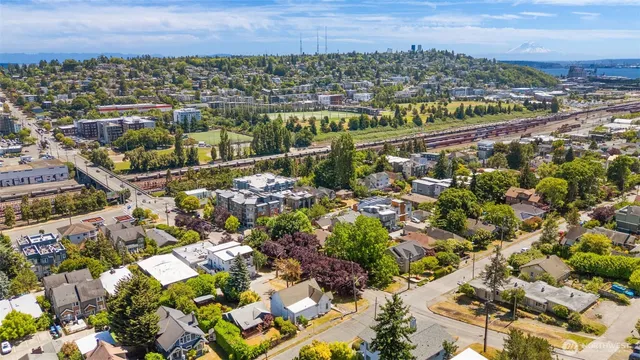 $1,444,000 | 2116 West Dravus Street, Seattle, WA 98199