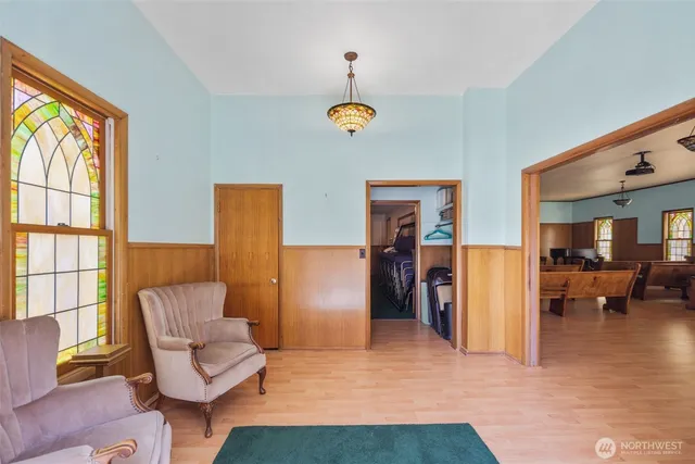 $1,444,000 | 2116 West Dravus Street, Seattle, WA 98199