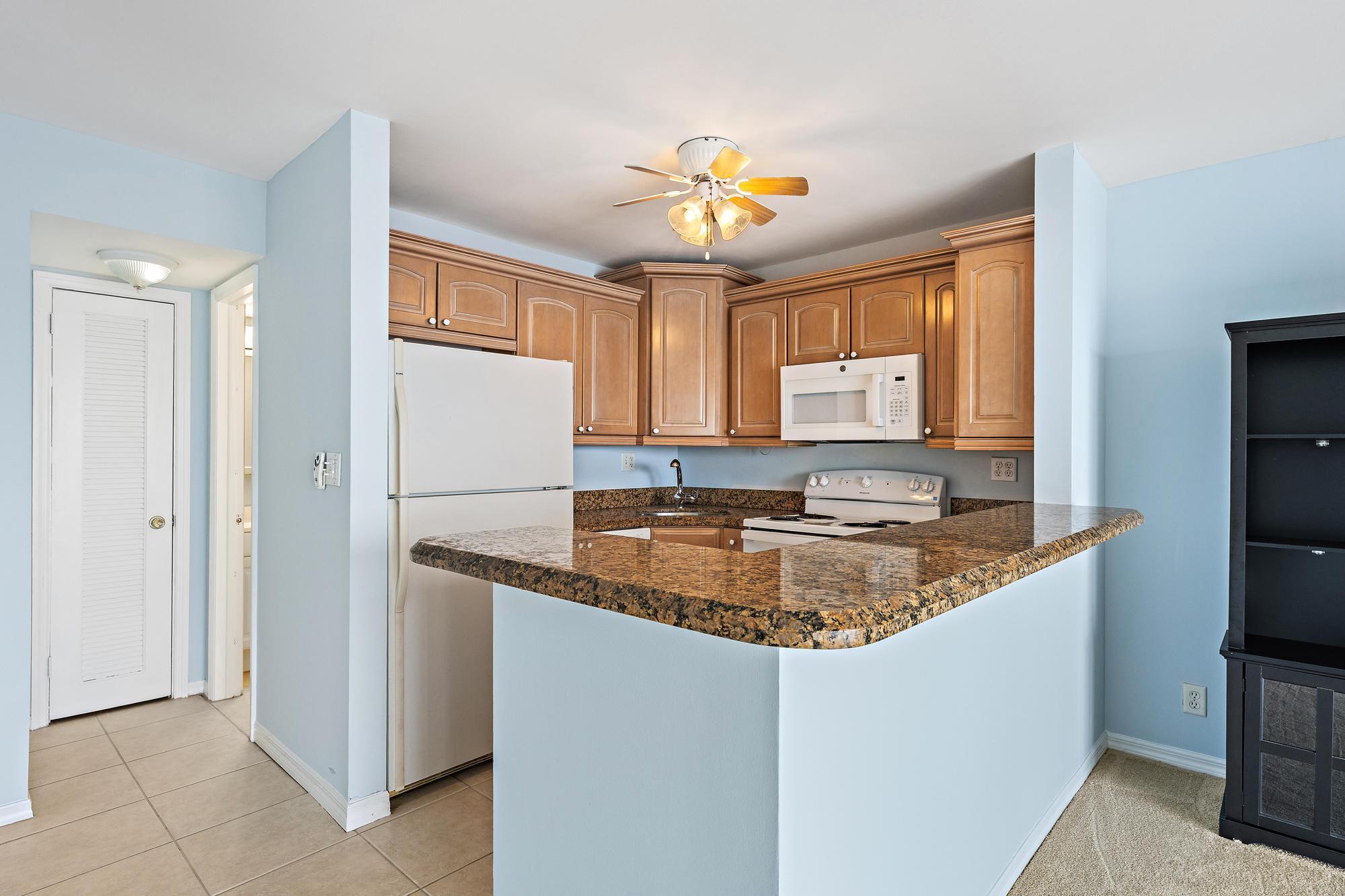 400 Wilma Circle, Unit 206 Riviera Beach, FL 33404 - Photo 7 of 21 400 Wilma Cir 206-2