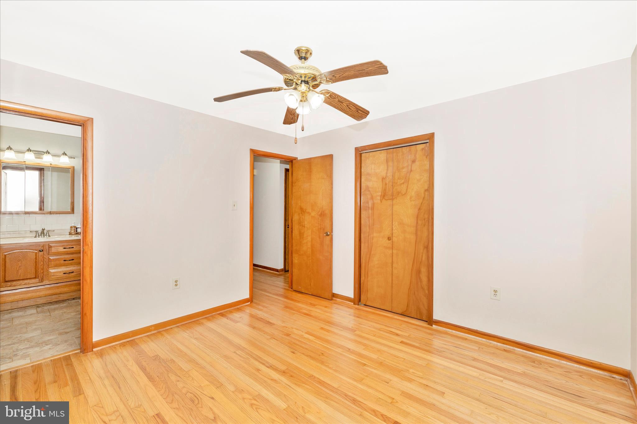10223 Liberty Road Frederick, MD 21701 - Photo 20 of 51 Primary Bedroom