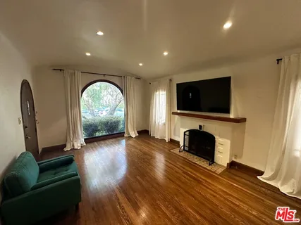 $7,795 | 2012 Manning Avenue, Los Angeles, CA 90025